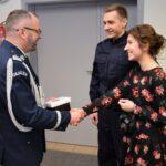 Nowi funkcjonariusze w szeregach mazowieckiej Policji. W trakcie ślubowania doszło do niecodziennej sytuacji.