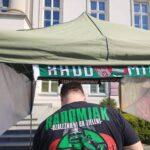 Kibice Radomiaka Radom przelali "zieloną krew" na Placu Corazziego - ogromny sukces pierwszej akcji Klubu HDK PCK "Krewki Radomiaczek"!