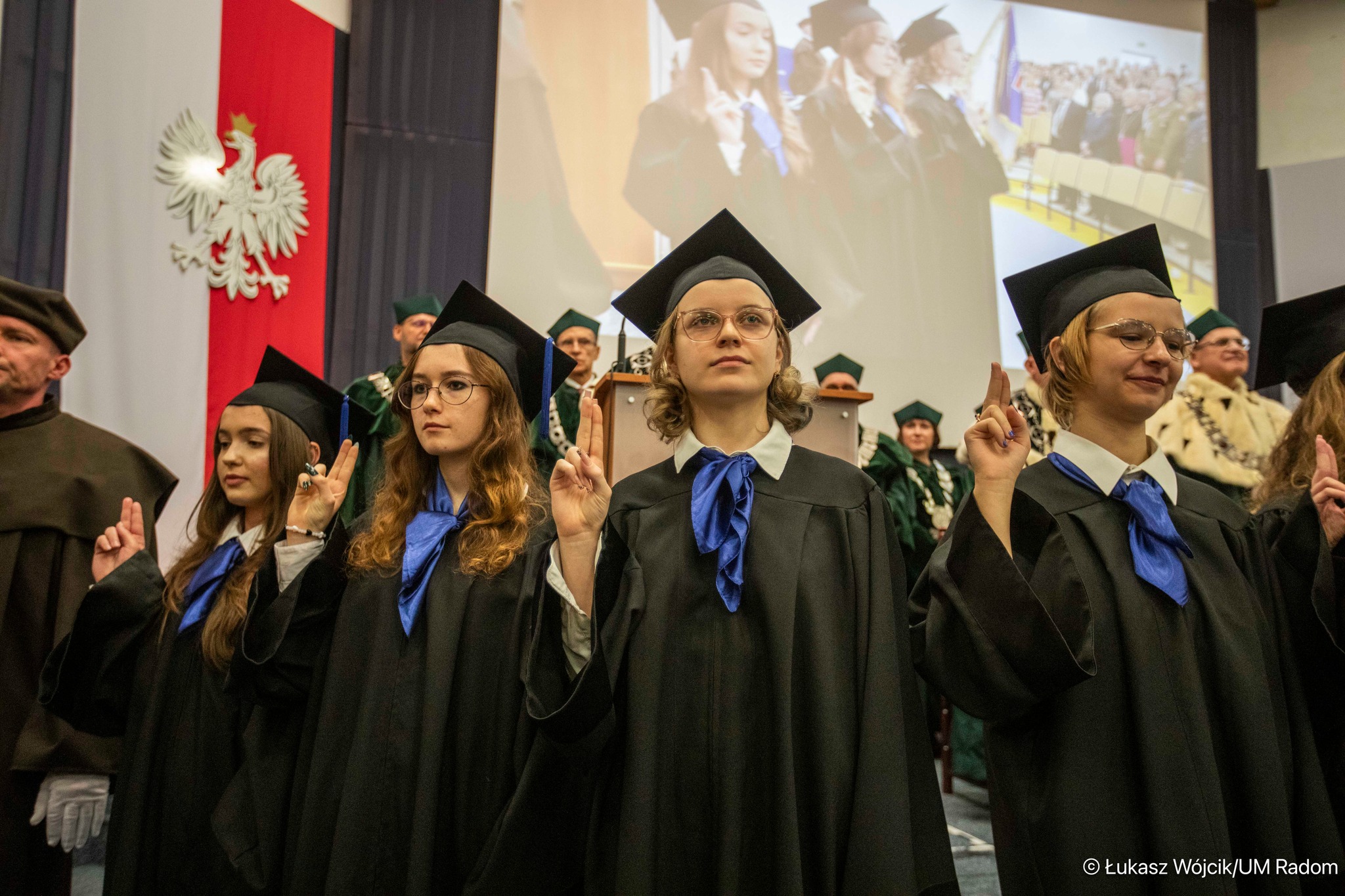 Uniwersytet Radomski zainaugurował rok akademicki. Studentom oraz kadrze naukowej towarzyszył tego dnia minister Dariusz Wieczorek.