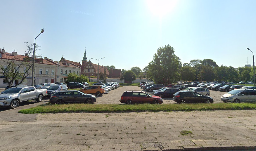 Radom czeka na przebudowę parkingu przed Radomskim Szpitalem Specjalistycznym już od lat. Po naszym zapytaniu o aktualny status inwestycji okazało się, że sytuacja się zmienia – przebudowa ma ruszyć jeszcze w 2025 roku. Projekt zostanie dofinansowany przez Samorząd Województwa Mazowieckiego.