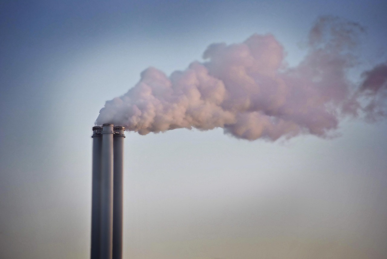 Radomskie Przedsiębiorstwo Energetyki Cieplnej „RADPEC” realizuje inwestycję, która może znacząco wpłynąć na gospodarkę odpadami w regionie. Chodzi o budowę instalacji termicznego przekształcania odpadów pochodzących z odpadów komunalnych. Projekt zakłada także wytwarzanie energii w wysokosprawnej kogeneracji.
