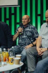 W środę, 18 czerwca 2025 roku, w budynku Amfiteatru przy ul. Parkowej 1 odbyło się spotkanie kibiców Radomiaka z uczestnikami wydarzeń Radomskiego Czerwca 1976 roku. Wydarzenie zorganizowało Stowarzyszenie Kibiców Radomiaka „Tylko Radomiak”, a jego celem było oddanie hołdu bohaterom tamtych dni oraz pielęgnowanie pamięci o niezłomności mieszkańców miasta.